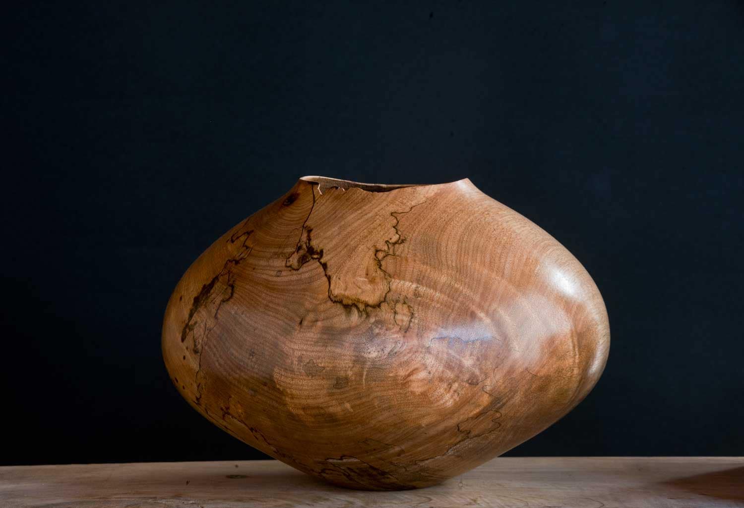Turned-Wooden-Vessel-AV01