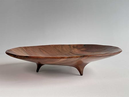 Three-legged wooden platter No721